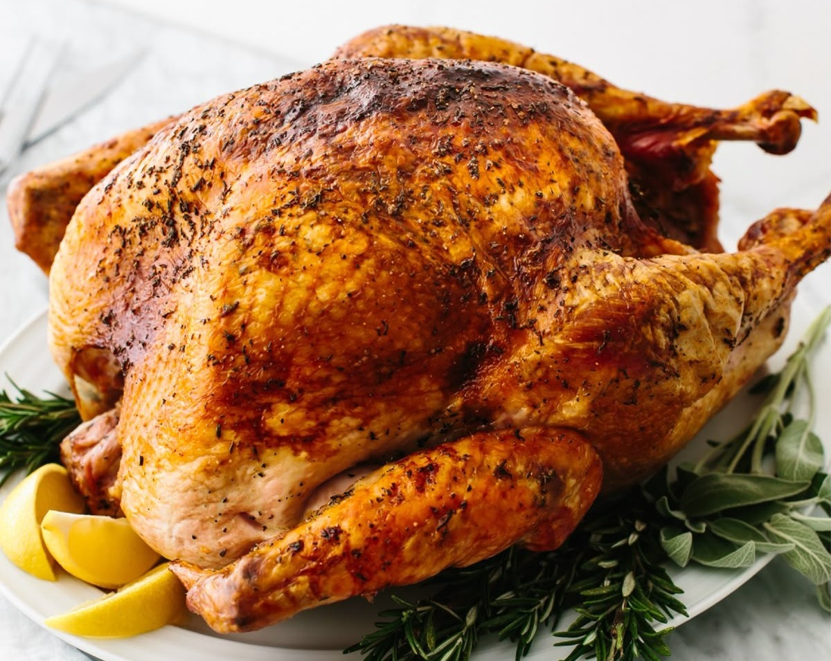 Small Town Kitchen's Perfectly Easy Thanksgiving Turkey