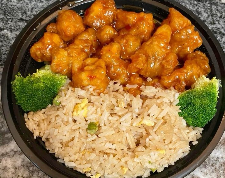 Crispy Food Recipes Chinese Takeout Sesame Chicken serving